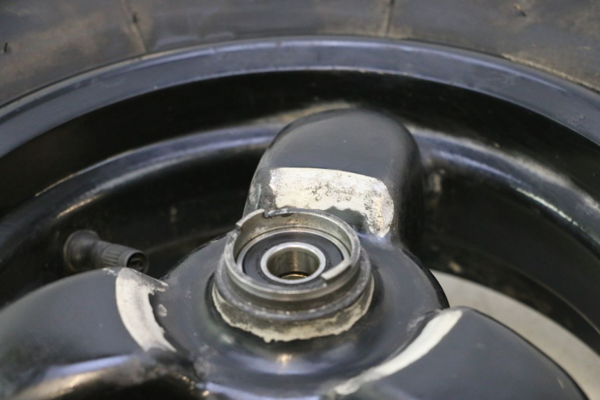 photo de ARO DIANTEIRO E PNEU PEUGEOT TKR TREKKER FURIOUS 50 (2005 - 2014) - Pontos de fixação