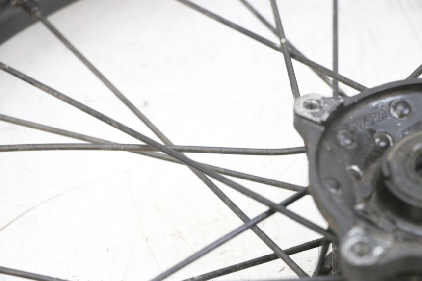 photo de ARO DIANTEIRO E PNEU YAMAHA TTR 125 (2000 - 2020) - Estado da superfície