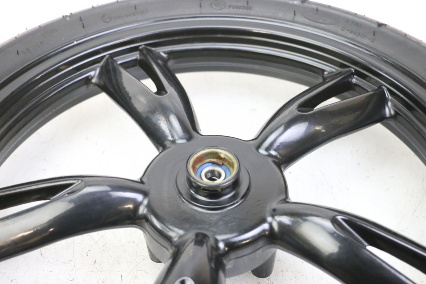 photo de ARO DIANTEIRO E PNEU PEUGEOT TWEET 4T 50 (2023 - 2025) - Marcações e referências