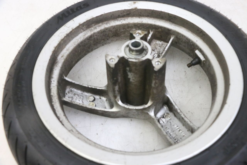 photo de ARO DIANTEIRO E PNEU PEUGEOT VIVACITY NEW 2T 50 (2008 - 2017) - Pontos de fixação