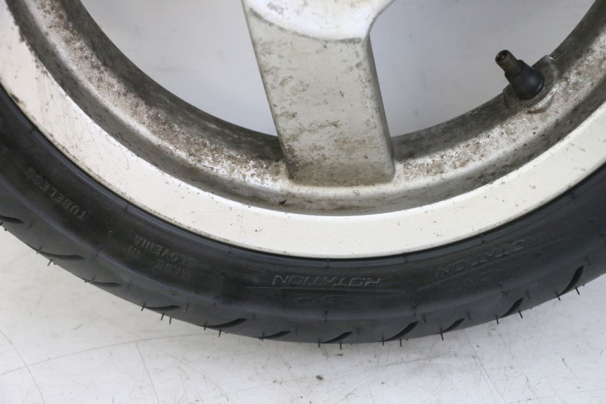 photo de ARO DIANTEIRO E PNEU PEUGEOT VIVACITY NEW 2T 50 (2008 - 2017) - Peça verificada