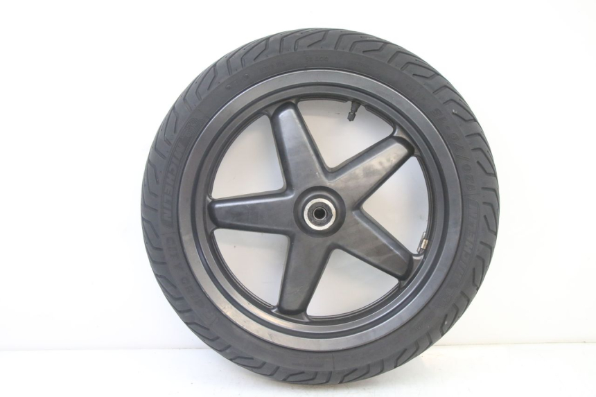 photo de ARO DIANTEIRO E PNEU YAMAHA X-MAX XMAX 125 (2010 - 2013) - Vista principal