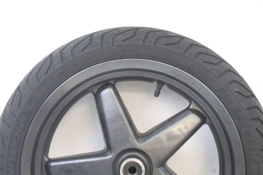 photo de ARO DIANTEIRO E PNEU YAMAHA X-MAX XMAX 125 (2010 - 2013) - Zoom do estado de desgaste
