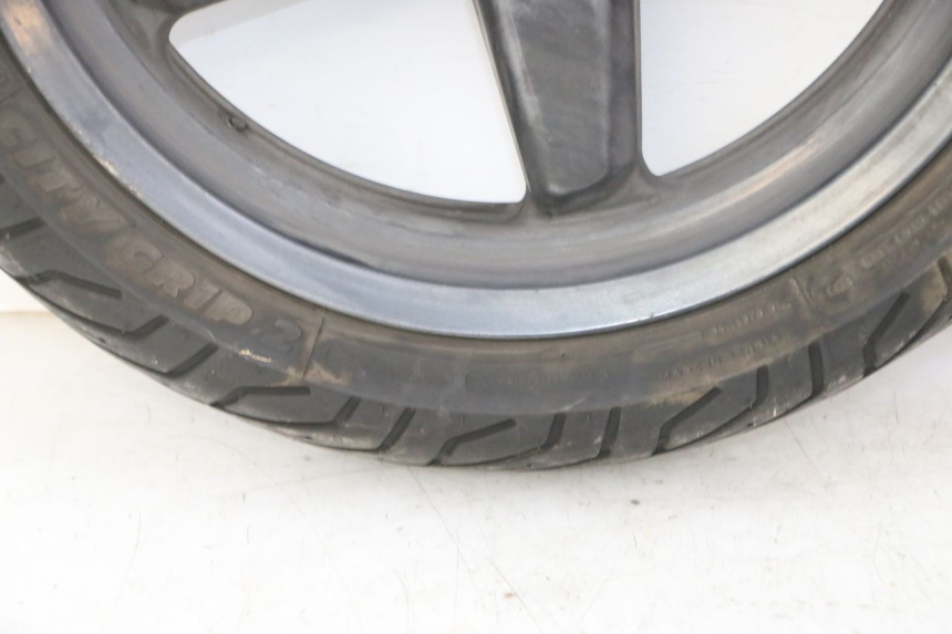 photo de ARO DIANTEIRO E PNEU YAMAHA X-MAX XMAX 125 (2010 - 2013) - Ângulo alternativo