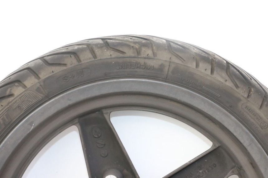 photo de ARO DIANTEIRO E PNEU YAMAHA X-MAX XMAX 125 (2010 - 2013) - Pontos de fixação