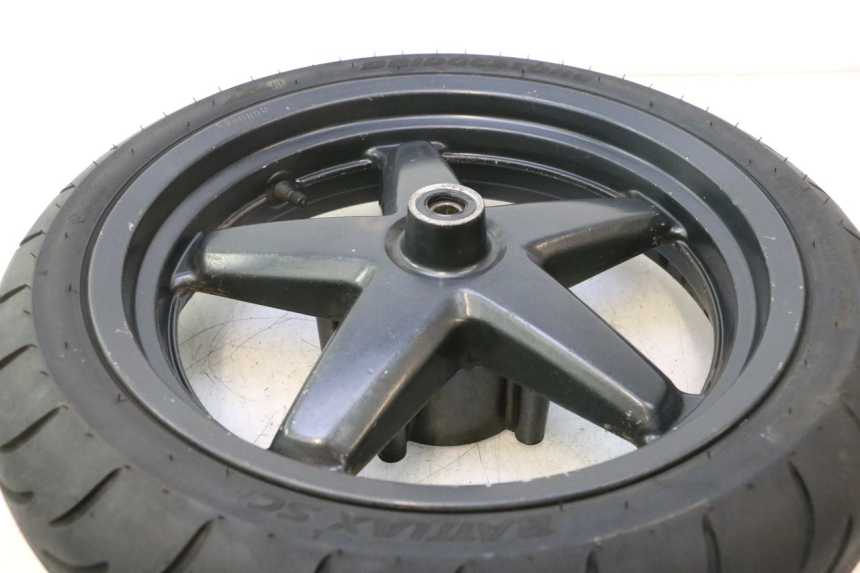 photo de ARO DIANTEIRO E PNEU YAMAHA XMAX X-MAX 125 (2006 - 2009) - Vista geral