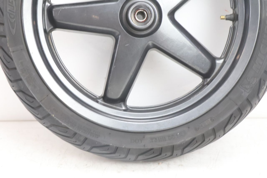 photo de ARO DIANTEIRO E PNEU YAMAHA X-MAX XMAX 125 (2010 - 2013) - Zoom do estado de desgaste