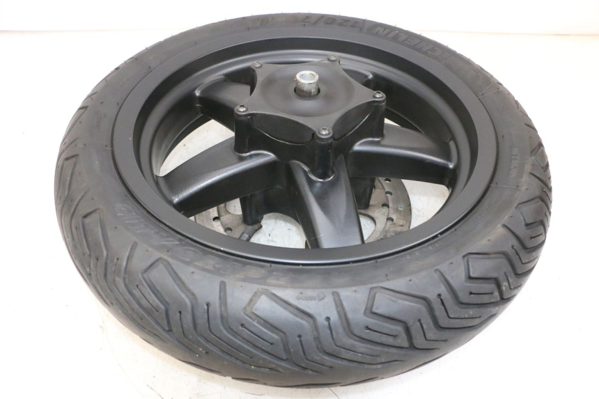 photo de ARO DIANTEIRO E PNEU PIAGGIO XEVO - X EVO 125 (2007 - 2017) - Pontos de fixação