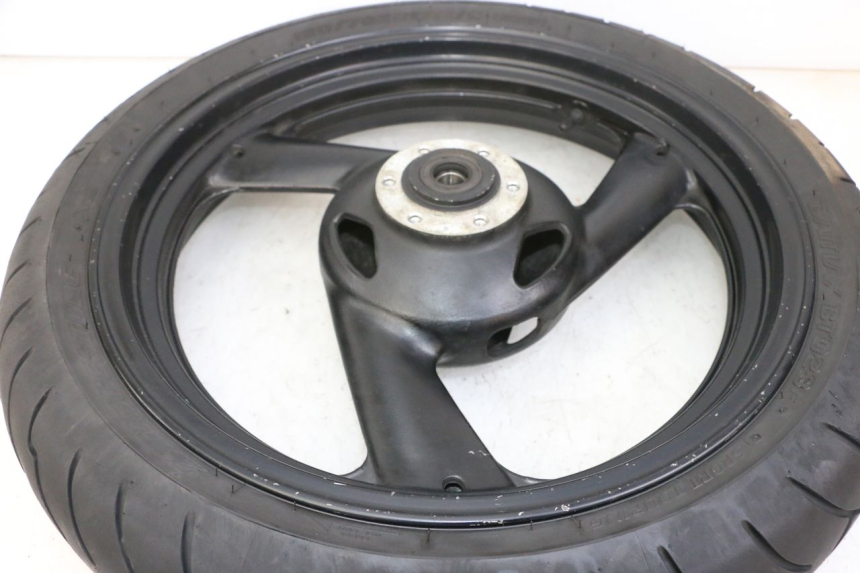 photo de ARO DIANTEIRO E PNEU YAMAHA FZS FAZER 600 (2001 - 2003) - Vista geral