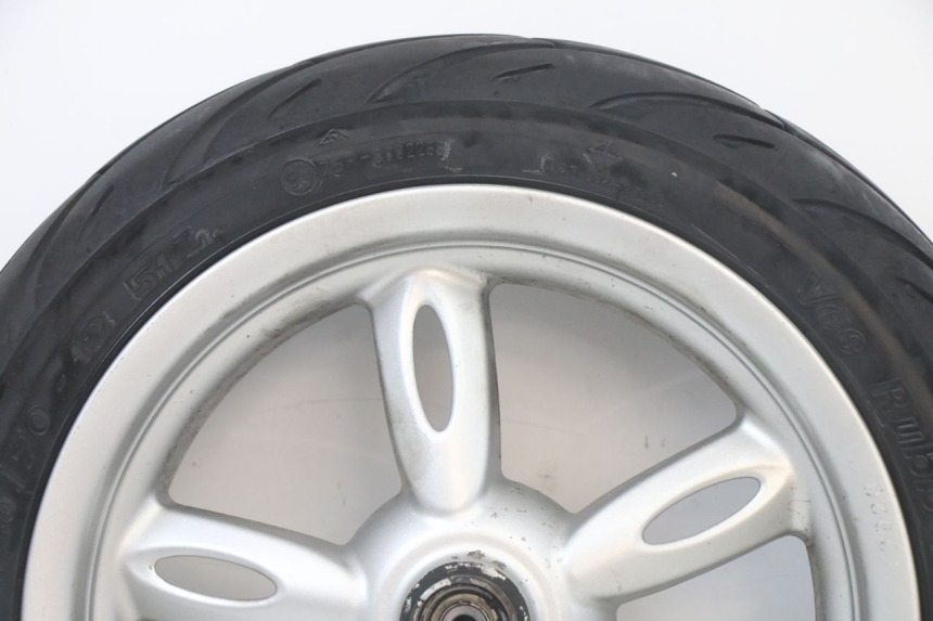 photo de ARO DIANTEIRO E PNEU YAMAHA NEOS NEO'S 4T 50 (2008 - 2016) - Zoom do estado de desgaste
