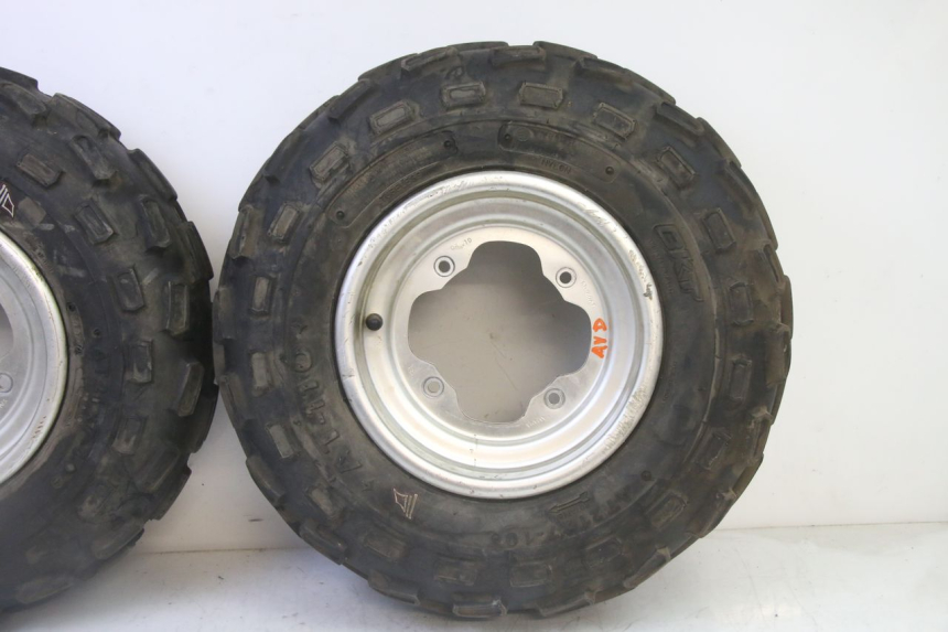 photo de ARO DIANTEIRO E PNEU YAMAHA YFM R RAPTOR 250 (2008 - 2014) - Ampliação técnica