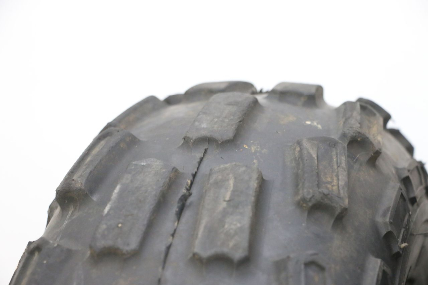 photo de ARO DIANTEIRO E PNEU YAMAHA YFM R RAPTOR 250 (2008 - 2014) - Outro ângulo de visão