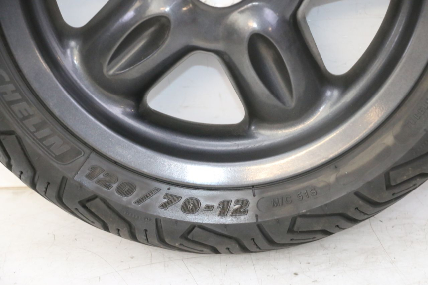 photo de ARO DIANTEIRO E PNEU YAMAHA YP MAJESTY 125 (2007 - 2010) - Inspeção visual