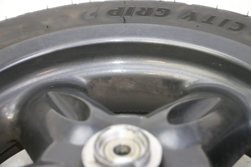 photo de ARO DIANTEIRO E PNEU YAMAHA YP MAJESTY 125 (2007 - 2010) - Marcações e referências