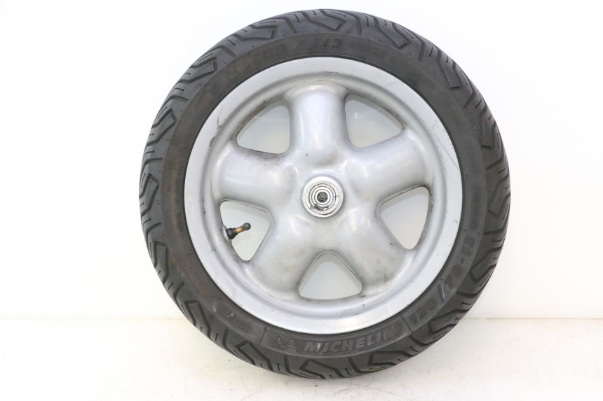 photo de ARO DIANTEIRO E PNEU YAMAHA YP MAJESTY 125 (1998 - 2001) - Vista principal