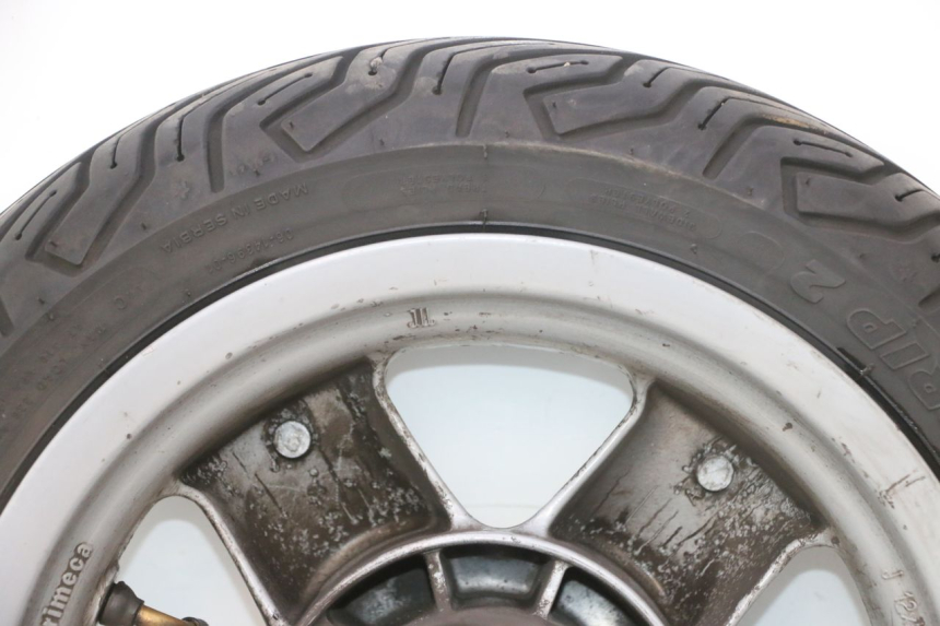 photo de ARO DIANTEIRO E PNEU YAMAHA YP MAJESTY 125 (1998 - 2001) - Detalhes característicos