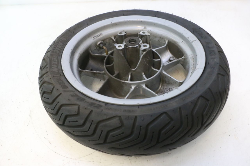 photo de ARO DIANTEIRO E PNEU YAMAHA YP MAJESTY 125 (1998 - 2001) - Pontos de fixação