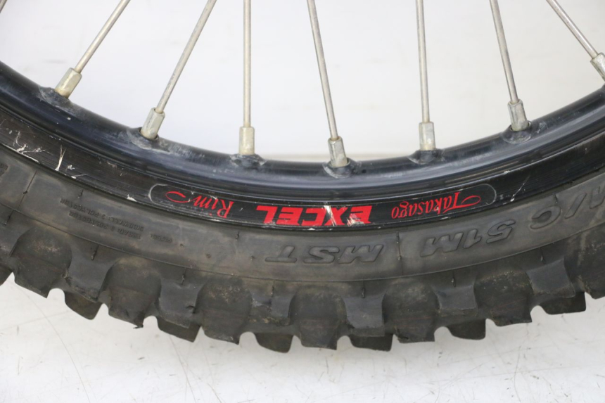 photo de ARO DIANTEIRO E PNEU YAMAHA YZ-F YZF 250 (2014 - 2018) - Estrutura - ampliação