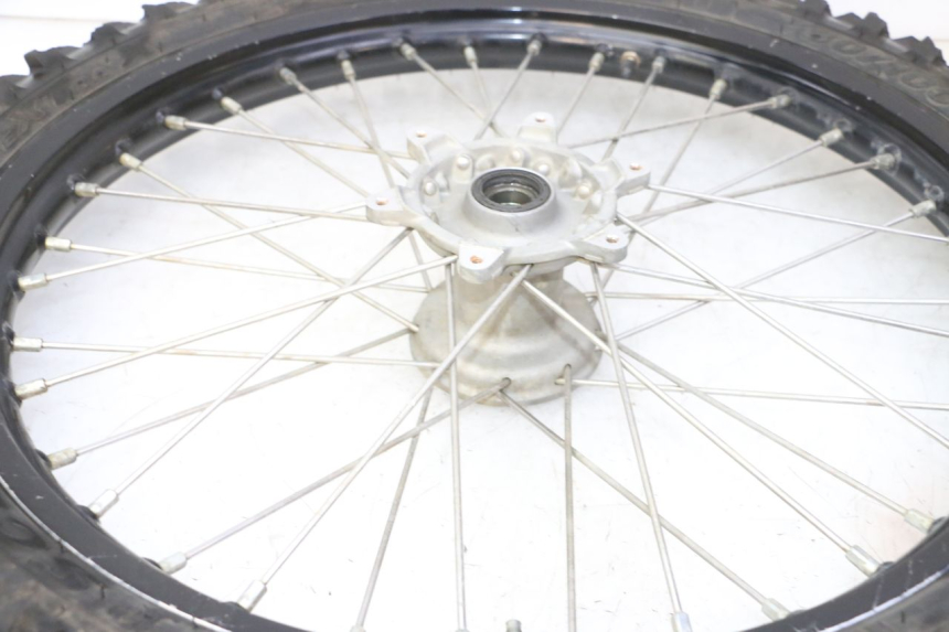 photo de ARO DIANTEIRO E PNEU YAMAHA YZ-F YZF 250 (2014 - 2018) - Pontos de fixação