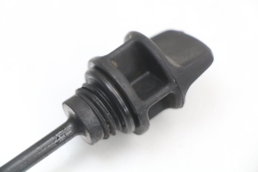 photo de MEDIDOR DE ÓLEO DO MOTOR LONGJIA EASY MAX 125 (2020 - 2024) - Outro ângulo de visão