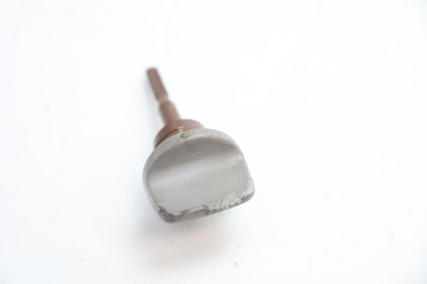photo de MEDIDOR DE ÓLEO DO MOTOR HONDA FES S-WING SWING ABS 125 (2007 - 2015) - Zoom do estado de desgaste