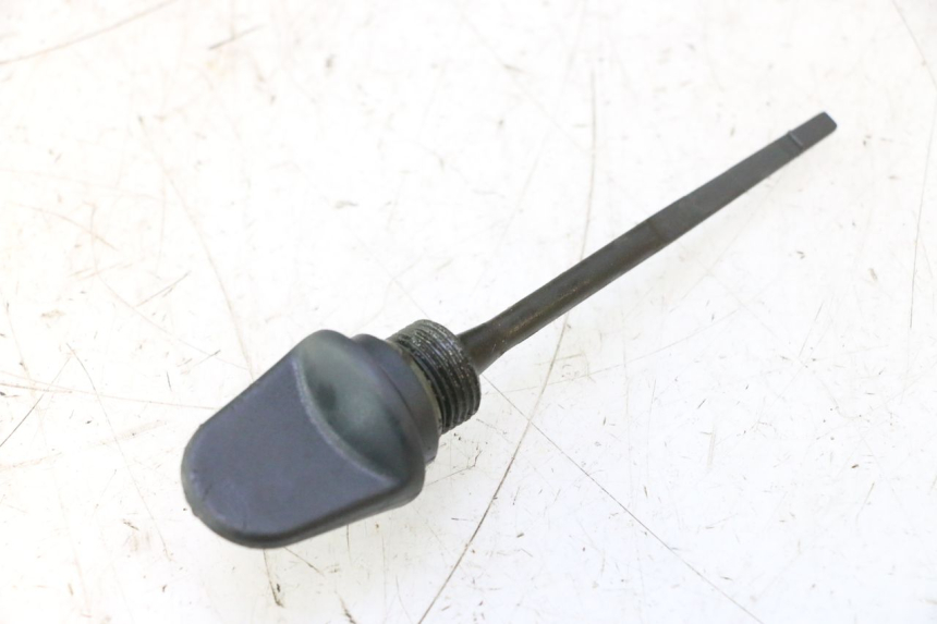 photo de MEDIDOR DE ÓLEO DO MOTOR GILERA GP 800 (2007 - 2013) - Detalhe da peça