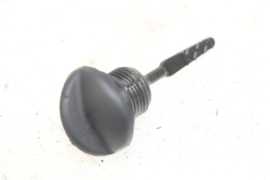photo de MEDIDOR DE ÓLEO DO MOTOR APRILIA SCARABEO 100 (2003 - 2012) - Detalhe da peça