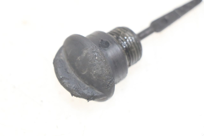 photo de MEDIDOR DE ÓLEO DO MOTOR PIAGGIO VESPA LXV 125 (2006 - 2009) - Zoom do estado de desgaste