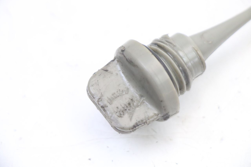 photo de MEDIDOR DE ÓLEO DO MOTOR YAMAHA PW 80 (1983 - 2014) - Outro ângulo de visão