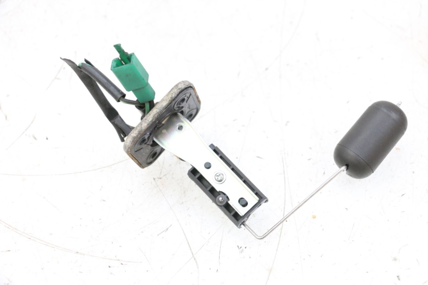 photo de MEDIDOR DE COMBUSTÍVEL DO TANQUE MBK BOOSTER SPIRIT NAKED 50 (2004 - 2017) - Detalhe da peça