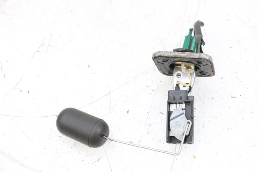 photo de MEDIDOR DE COMBUSTÍVEL DO TANQUE MBK BOOSTER SPIRIT NAKED 50 (2004 - 2017) - Vista geral