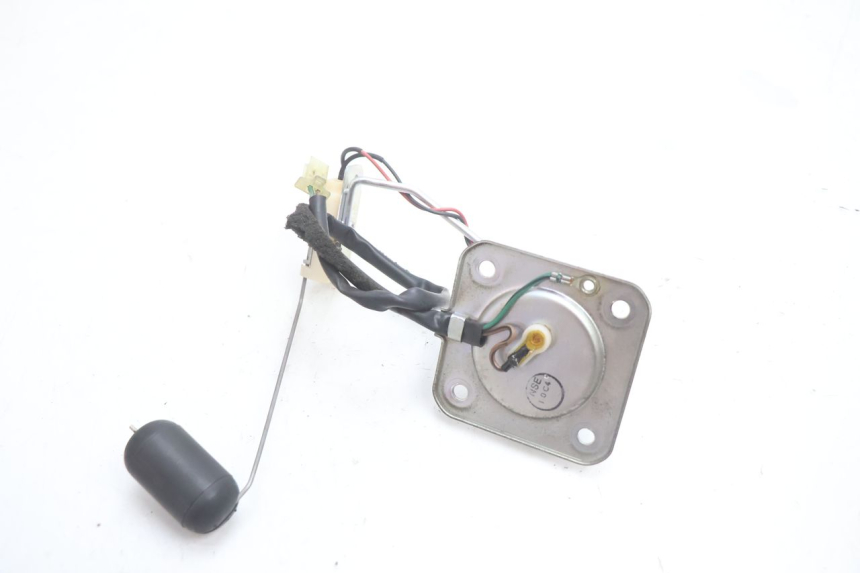 photo de MEDIDOR DE TANQUE DE COMBUSTÍVEL HONDA CB F HORNET 600 (2005 - 2006) - Zoom do estado de desgaste