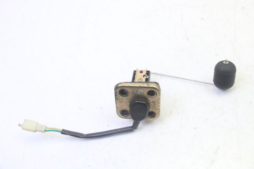 photo de MEDIDOR DE COMBUSTÍVEL DO TANQUE SYM CROX 4T 50 (2016 - 2023) - Zoom do estado de desgaste