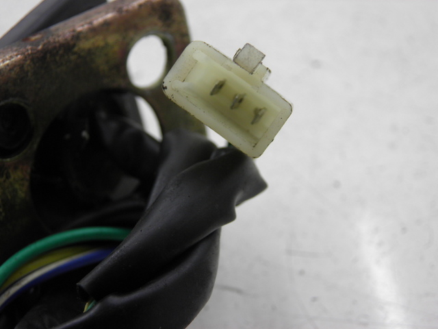 photo de MEDIDOR DE COMBUSTÍVEL DO TANQUE EUROCKA RETRO 50 (2007 - 2014) - Detalhe da peça