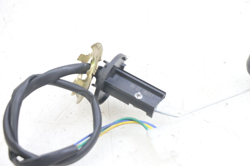 photo de MEDIDOR DE COMBUSTÍVEL DO TANQUE JM MOTORS EVOLIS 4T 50 (2018 - 2022) - Zoom do estado de desgaste