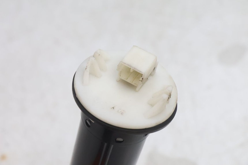 photo de MEDIDOR DE COMBUSTÍVEL DO TANQUE PIAGGIO FLY 2T 50 (2004 - 2017) - Zoom do estado de desgaste