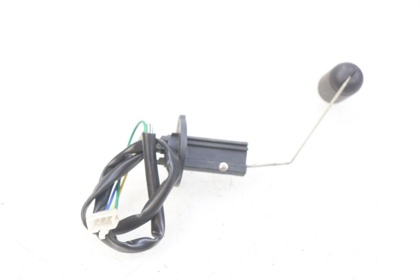 photo de MEDIDOR DE COMBUSTÍVEL DO TANQUE EUROCKA GTR-C 50 (2012 - 2021) - Zoom do estado de desgaste