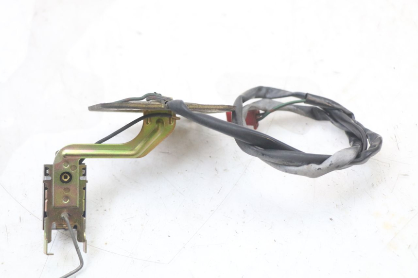 photo de MEDIDOR DE COMBUSTÍVEL DO TANQUE HONDA CBR F 1000 (1993 - 1996) - Zoom do estado de desgaste