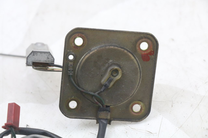 photo de MEDIDOR DE COMBUSTÍVEL DO TANQUE HONDA CBR F 1000 (1993 - 1996) - Pontos de fixação