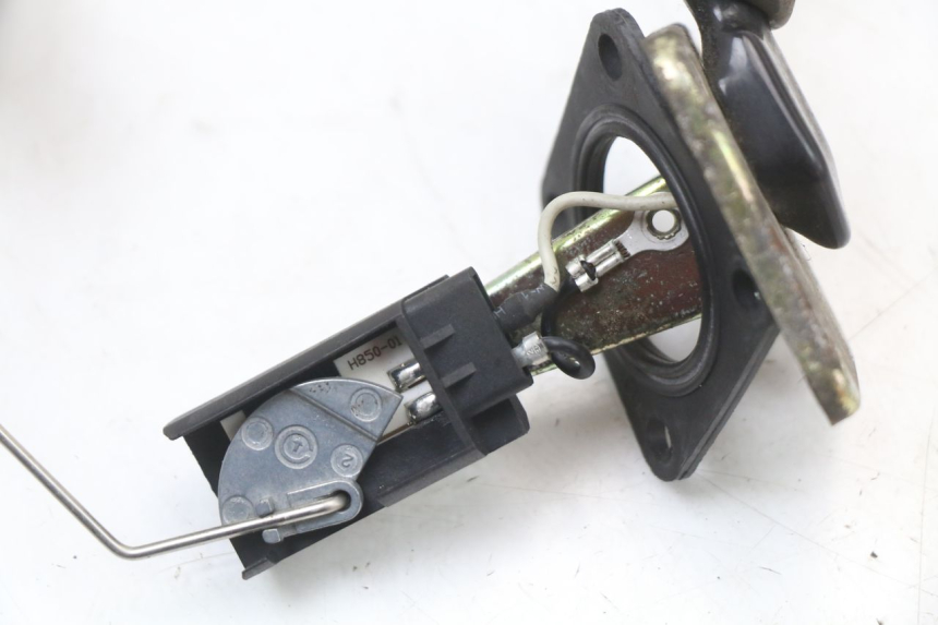 photo de MEDIDOR DE COMBUSTÍVEL DO TANQUE SYM JOYRIDE EVO 125 (2009 - 2016) - Detalhe da peça