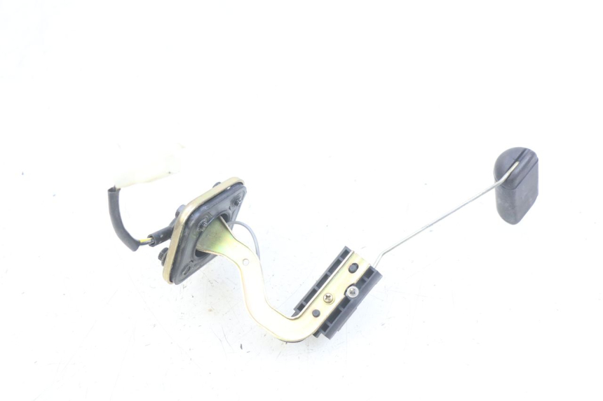 photo de MEDIDOR DE COMBUSTÍVEL DO TANQUE PEUGEOT KISBEE 2T 50 (2010 - 2017) - Zoom do estado de desgaste