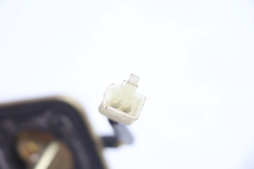 photo de MEDIDOR DE COMBUSTÍVEL DO TANQUE PEUGEOT KISBEE 2T 50 (2018 - 2022) - Outro ângulo de visão