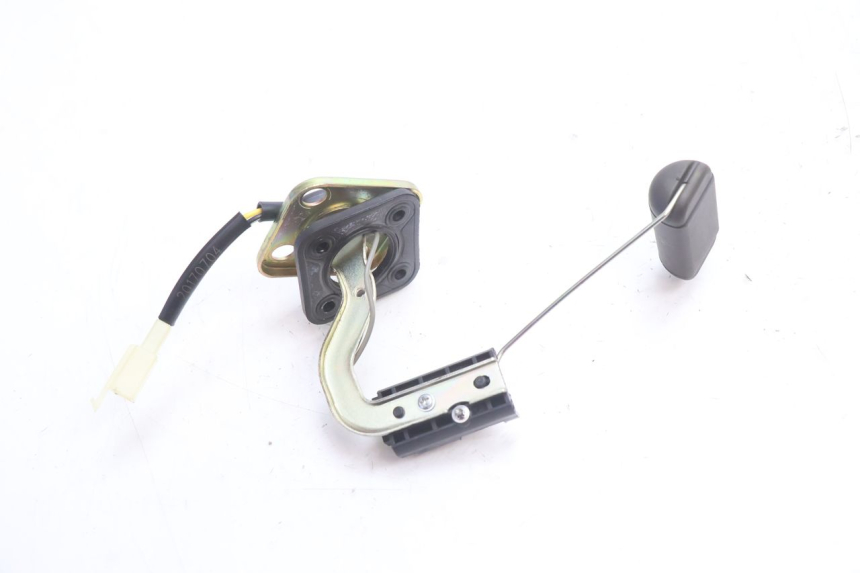 photo de MEDIDOR DE COMBUSTÍVEL DO TANQUE PEUGEOT KISBEE 2T 50 (2010 - 2017) - Zoom do estado de desgaste