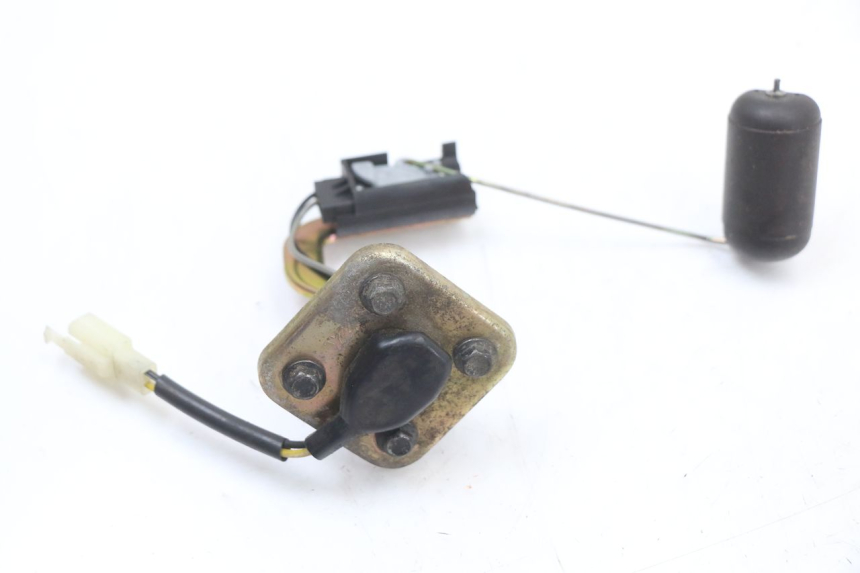 photo de MEDIDOR DE COMBUSTÍVEL DO TANQUE PEUGEOT KISBEE 4T 50 (2018 - 2022) - Zoom do estado de desgaste