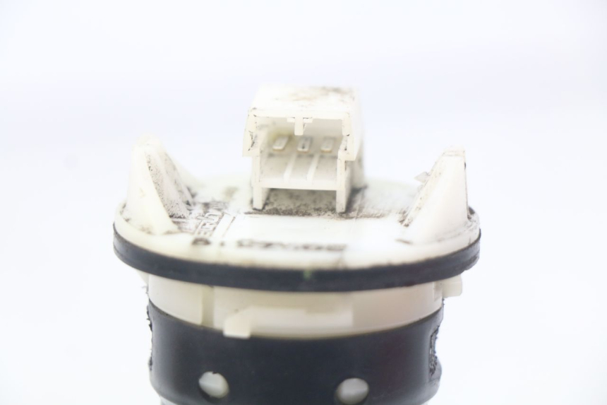 photo de MEDIDOR DE COMBUSTÍVEL DO TANQUE PIAGGIO LIBERTY 4T 50 (2004 - 2008) - Zoom do estado de desgaste