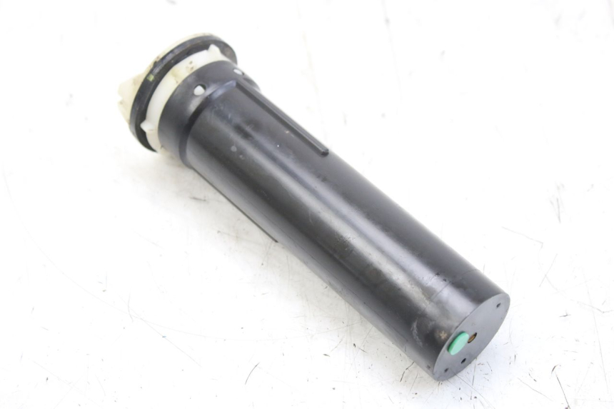 photo de MEDIDOR DE COMBUSTÍVEL DO TANQUE PIAGGIO LIBERTY 4T 50 (2004 - 2008) - Outro ângulo de visão