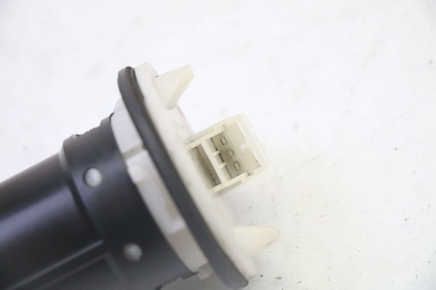 photo de MEDIDOR DE COMBUSTÍVEL DO TANQUE PIAGGIO LXV 4T 50 (2009 - 2013) - Detalhe da peça