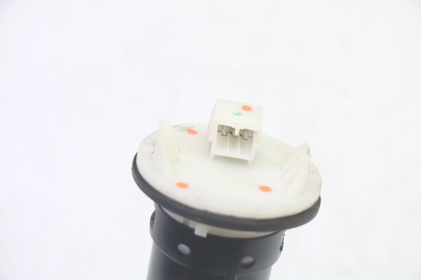 photo de MEDIDOR DE COMBUSTÍVEL DO TANQUE PIAGGIO LXV 4T 50 (2009 - 2013) - Zoom do estado de desgaste