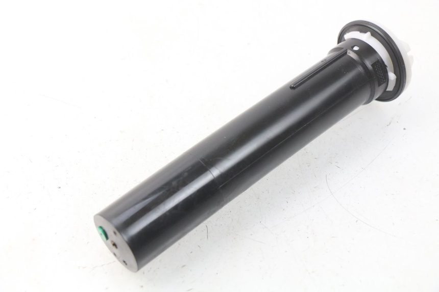 photo de MEDIDOR DE COMBUSTÍVEL DO TANQUE PIAGGIO MP3 HPE 500 (2019 - 2022) - Detalhe da peça