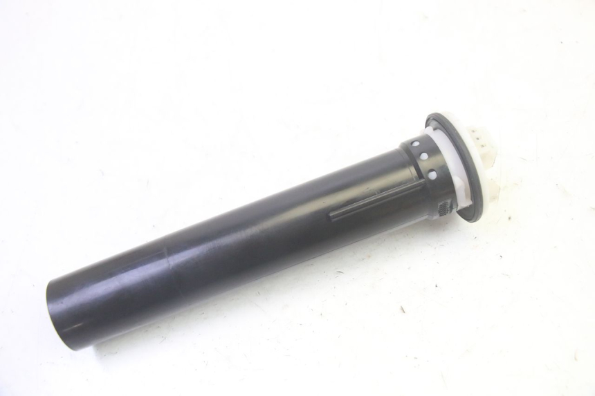 photo de MEDIDOR DE COMBUSTÍVEL DO TANQUE PIAGGIO MP3 HPE 350 (2018 - 2020) - Zoom do estado de desgaste